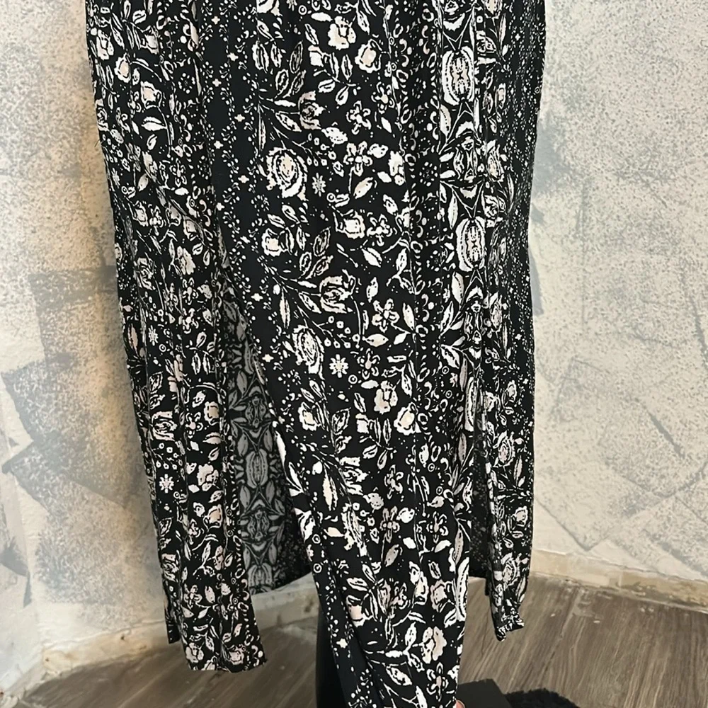 Mimi Chica Sleeveless Black Floral Dress size S - Picture 6 of 8